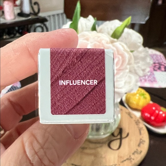 Buxom Full Force™ Plumping Lipstick – NWT – Full Size 0.12 oz - Picture 2 of 4